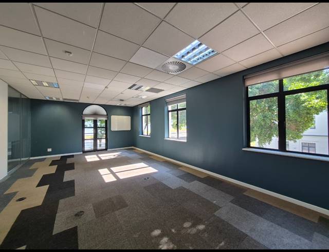 820M² OFFICE TO LET IN ILLOVO